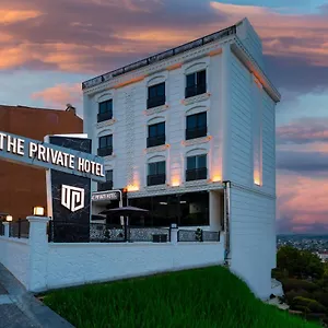 Hotel The Private Airport