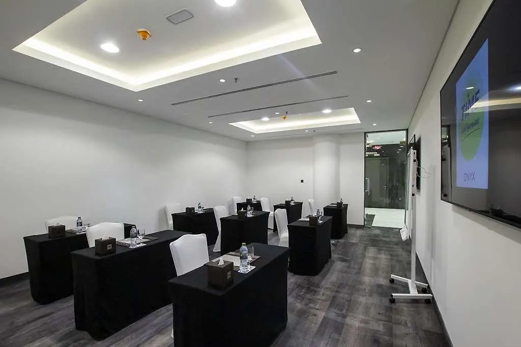 Time Onyx Hotel Apartments Dubai